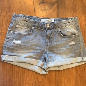 Dusty Gray Cute Shorts
